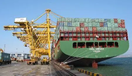 集装箱海运价格局部止跌，，，，，，，，海运公司“自救”成功？？？？？